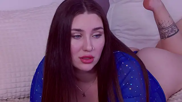 KiraBarlows online show from February 5, 2025, 8:04 pm