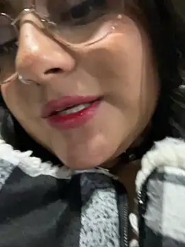 VanneCute1 online show from January 26, 2025, 3:27 am