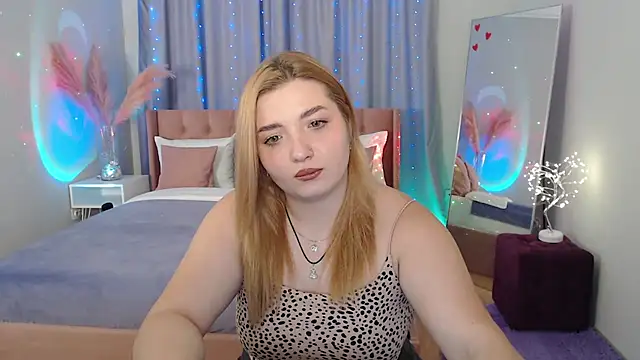 StasyNickols online show from October 5, 2025, 3:10 pm