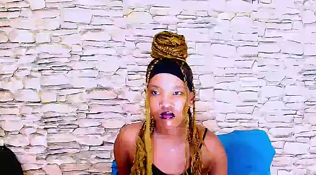 EroticSexyPrada online show from February 27, 2025, 4:41 am