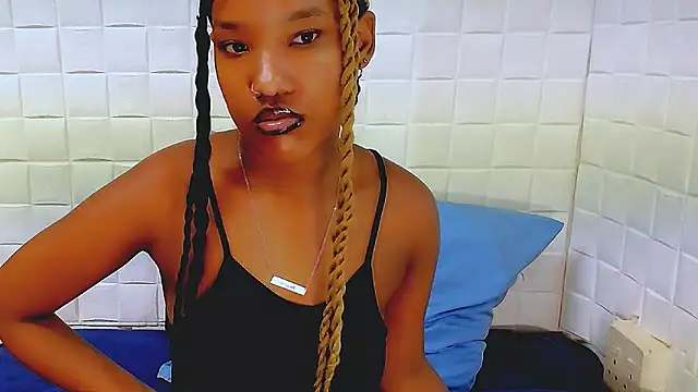 EroticSexyPrada online show from March 22, 2025, 4:58 pm