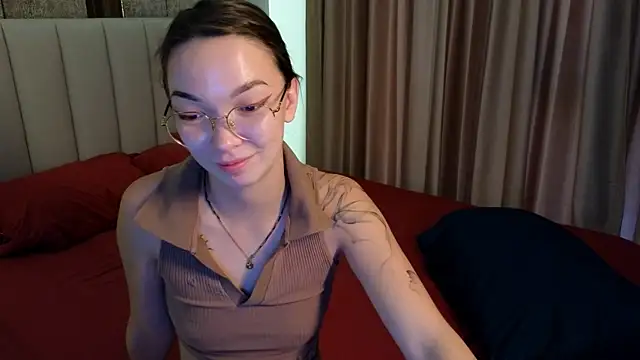 SusannJohnson online show from May 15, 2026, 11:23 pm