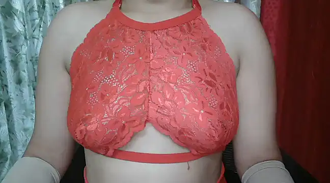 Snapshot of Heavenly_Gurl chatting on March 17, 2025, 10:49 am Heavenly Gurl online show from March 17, 2025, 10:49 am