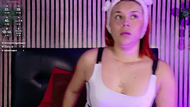 Snapshot of Sophie_new25 chatting on February 17, 2026, 12:45 pm Sophie new25 online show from February 17, 2026, 12:45 pm