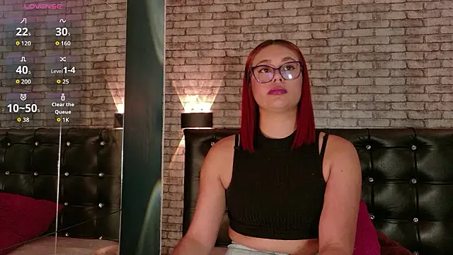 Snapshot of Sophie_new25 chatting on March 2, 2026, 1:51 pm Sophie new25 online show from March 2, 2026, 1:51 pm