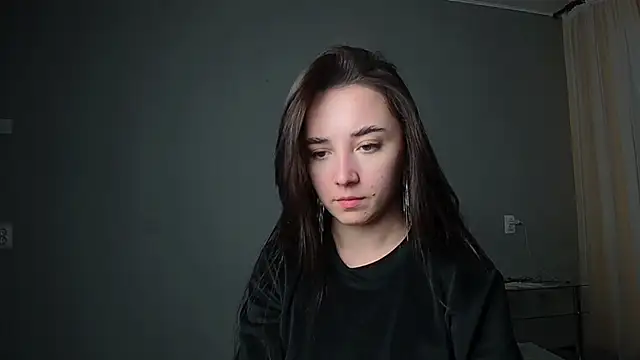 Eva Gloryy online show from March 19, 2025, 6:12 pm