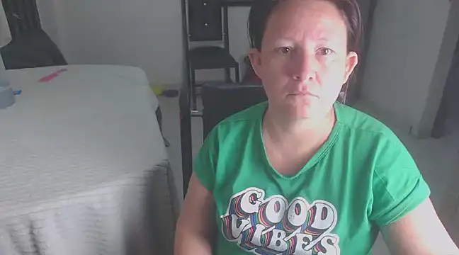 Snapshot of Yohis_Kiut25 chatting on January 25, 2025, 6:23 am Yohis Kiut25 online show from January 25, 2025, 6:23 am