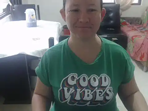 Snapshot of Yohis_Kiut25 chatting on February 6, 2025, 12:16 pm Yohis Kiut25 online show from February 6, 2025, 12:16 pm