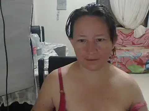 Snapshot of Yohis_Kiut25 chatting on February 26, 2025, 12:27 am Yohis Kiut25 online show from February 26, 2025, 12:27 am