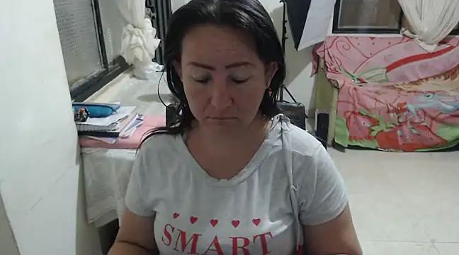 Snapshot of Yohis_Kiut25 chatting on March 6, 2025, 1:37 am Yohis Kiut25 online show from March 6, 2025, 1:37 am