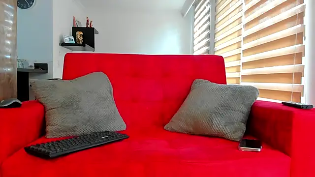 dereckgreen online show from November 15, 2025, 2:24 pm