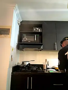 dereckgreen online show from January 13, 2026, 8:36 pm