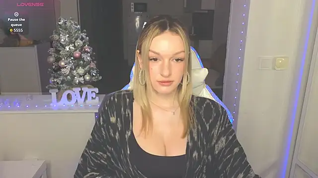 MargaretSweet1 online show from December 17, 2025, 12:27 am