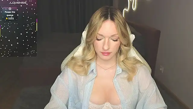 MargaretSweet1 online show from June 19, 2026, 10:46 pm