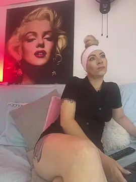 viktoria davis  online show from June 5, 2026, 12:17 am