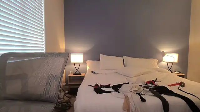 ha888we online show from November 13, 2025, 4:50 pm