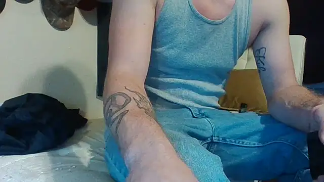 biggzee6 online show from December 1, 2025, 10:04 pm