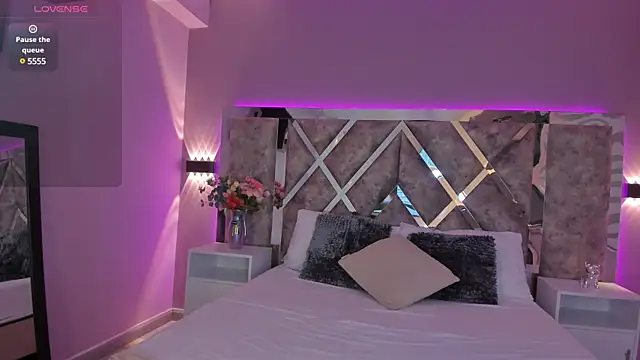 ValeriaOrtega online show from March 18, 2025, 12:25 pm