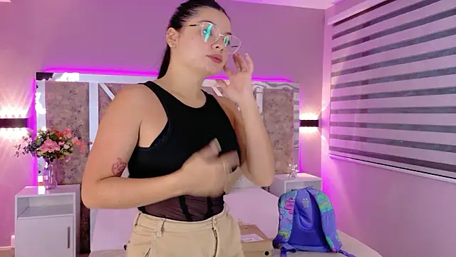 ValeriaOrtega online show from February 27, 2026, 12:16 pm