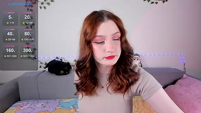 Snapshot of EmmyStar_ chatting on February 24, 2025, 5:09 pm EmmyStar  online show from February 24, 2025, 5:09 pm