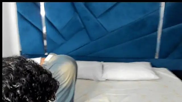 Snapshot of DanteAndKyle chatting on January 29, 2025, 12:45 pm DanteAndKyle online show from January 29, 2025, 12:45 pm