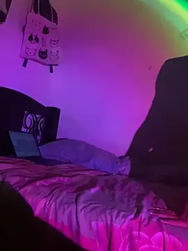 DanteAndKyle online show from November 4, 2025, 11:59 pm