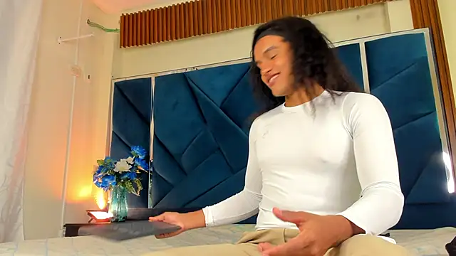 DanteAndKyle online show from December 1, 2025, 10:48 pm