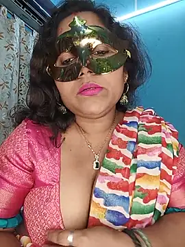 hevensex143 online show from May 19, 2026, 7:53 pm
