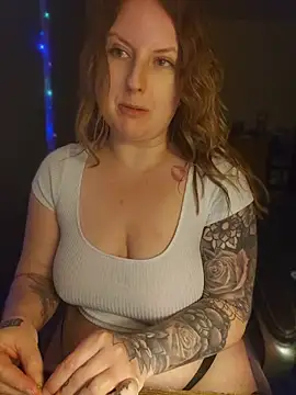 TattedMamaXOXO online show from July 9, 2026, 2:48 am