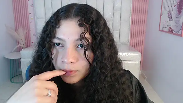 shalon diaz s online show from January 5, 2026, 5:38 pm