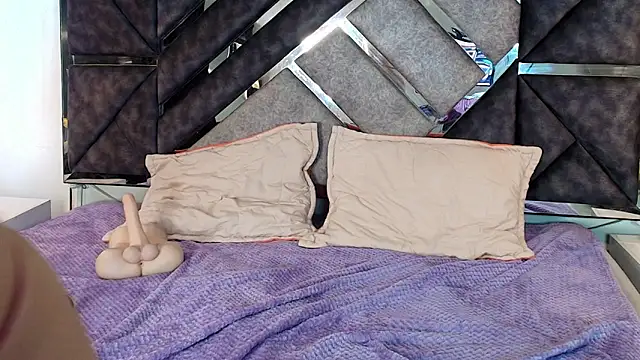 Snapshot of MysticMature chatting on November 7, 2025, 5:24 pm MysticMature online show from November 7, 2025, 5:24 pm