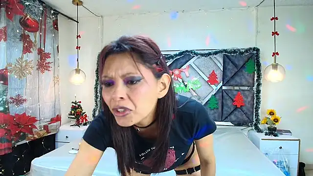 Snapshot of MysticMature chatting on December 19, 2025, 5:31 pm MysticMature online show from December 19, 2025, 5:31 pm