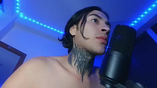 Snapshot of jord4nn__ chatting on January 25, 2025, 7:28 am jord4nn online show from January 25, 2025, 7:28 am