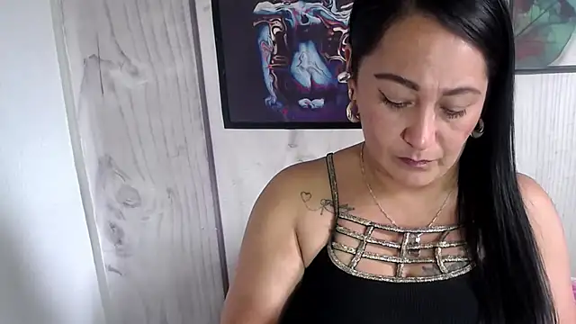 JULIANAWET69 online show from November 10, 2025, 6:18 pm