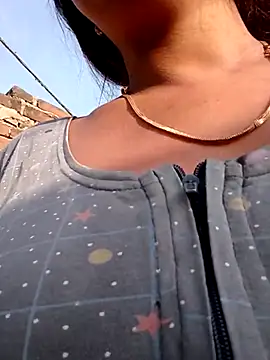 Snapshot of Bina_Bhanot chatting on March 15, 2025, 2:35 am Bina Bhanot online show from March 15, 2025, 2:35 am