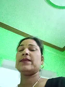 Snapshot of Bina_Bhanot chatting on March 20, 2025, 4:09 pm Bina Bhanot online show from March 20, 2025, 4:09 pm