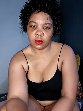 Snapshot of Fattypussyxx chatting on June 30, 2026, 3:40 am Fattypussyxx online show from June 30, 2026, 3:40 am