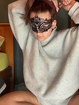 lexxie tuga online show from February 12, 2025, 11:30 pm