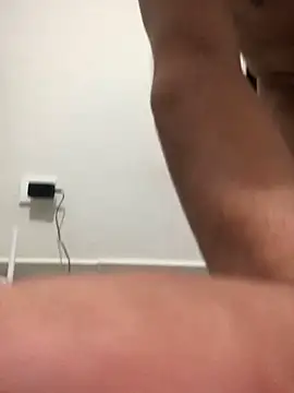 Raphael6996 online show from April 17, 2026, 2:14 am