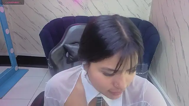 Paulette v online show from November 6, 2025, 1:01 pm