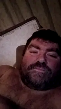 Rcraigue4 online show from February 4, 2025, 1:56 am