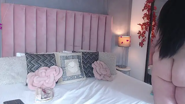 ScarlettDreamss7 online show from January 23, 2025, 11:37 am