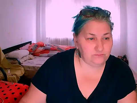 mayamayx online show from January 7, 2026, 10:40 am