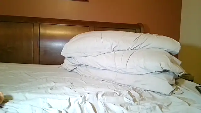 Snapshot of Soultouch1 chatting on October 31, 2025, 11:11 am Soultouch1 online show from October 31, 2025, 11:11 am