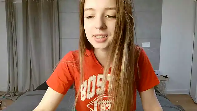 adam-tessa-morel online show from January 24, 2025, 7:28 pm