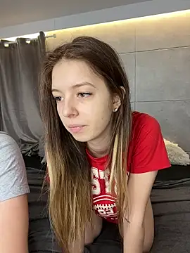 adam-tessa-morel online show from January 31, 2025, 10:31 am