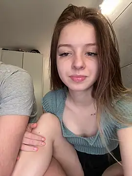 adam-tessa-morel online show from February 6, 2025, 4:47 pm