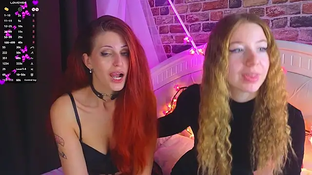 MarjorieBrown online show from November 3, 2025, 8:43 pm