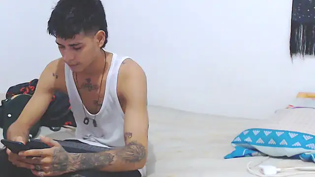 lu nastyboy18 online show from October 10, 2025, 10:31 pm