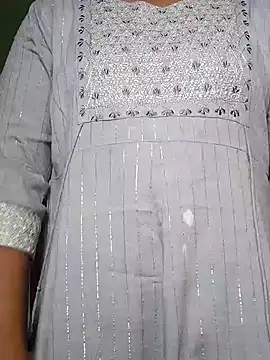 Snapshot of Tamil_Aathira chatting on January 21, 2025, 8:52 am Tamil Aathira online show from January 21, 2025, 8:52 am